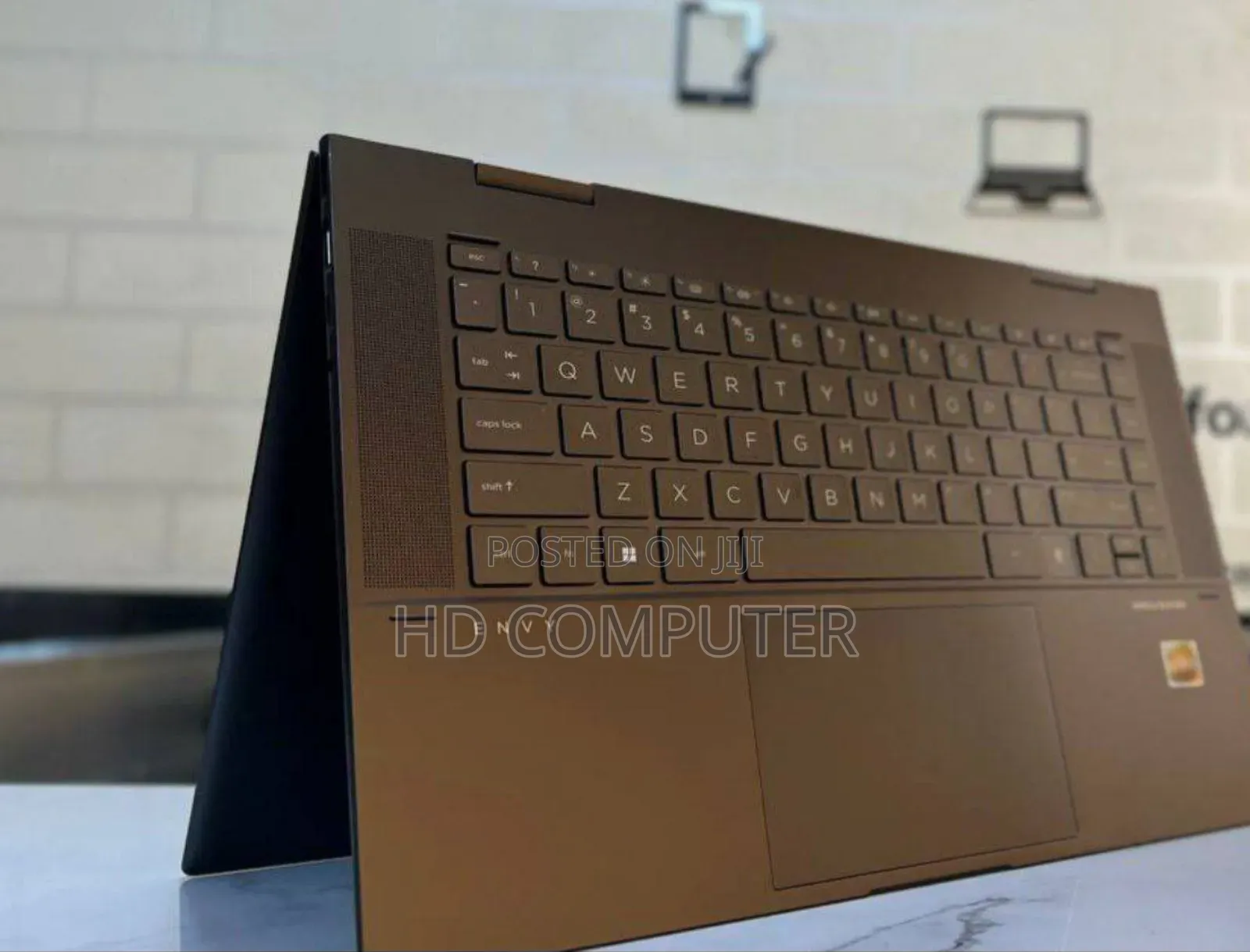 New Laptop HP Envy X360 16GB AMD Ryzen 7 SSD 512GB
