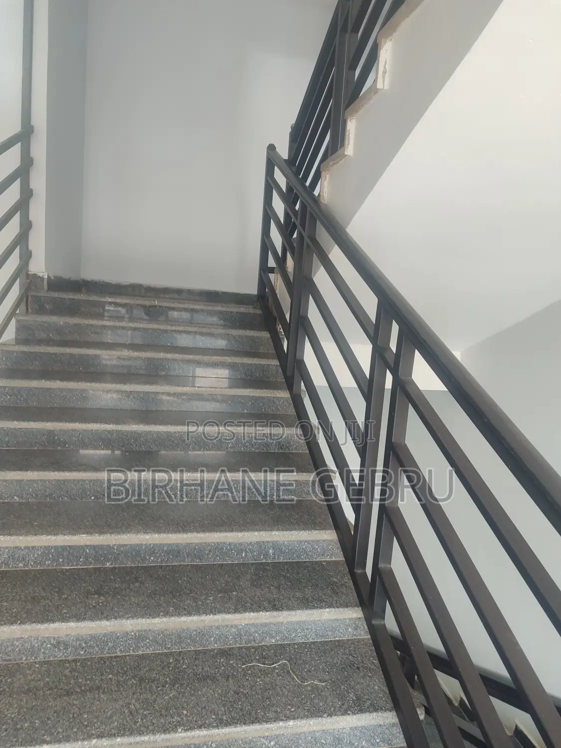 Luxury Apartiment Rent for Office