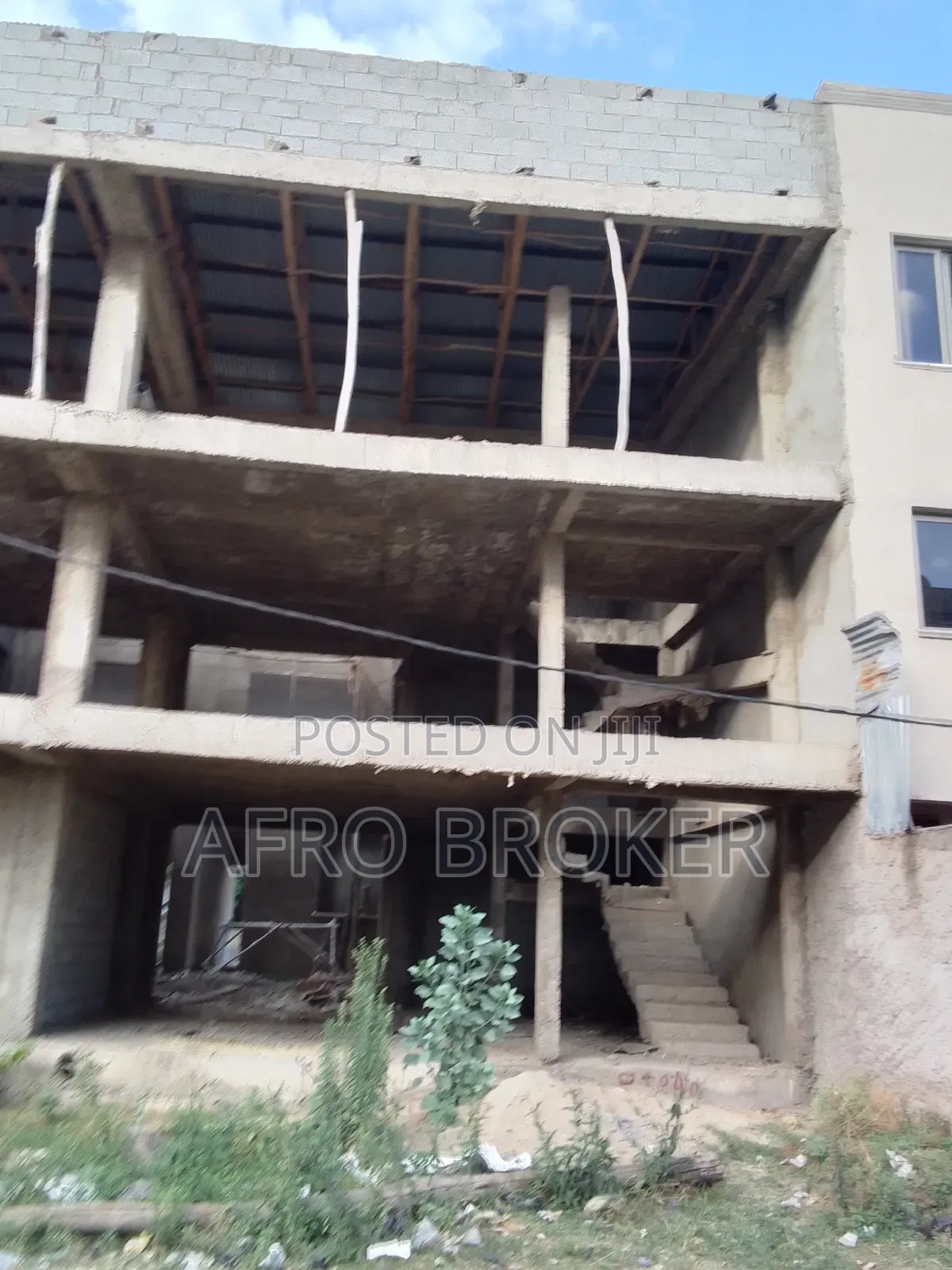 5bdrm House in Tuludimtu Alem Bank, Akaky Kaliti for sale