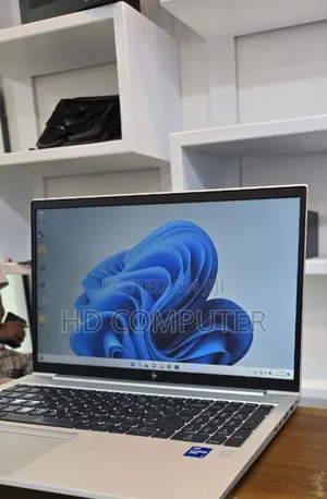 New Laptop HP EliteBook 850 G8 16GB Intel Core I7 SSD 512GB