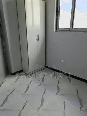 2bdrm Apartment in አያት 5, Bole for rent