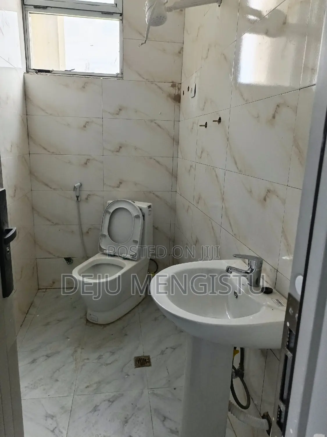 2bdrm Apartment in አያት 5, Bole for rent