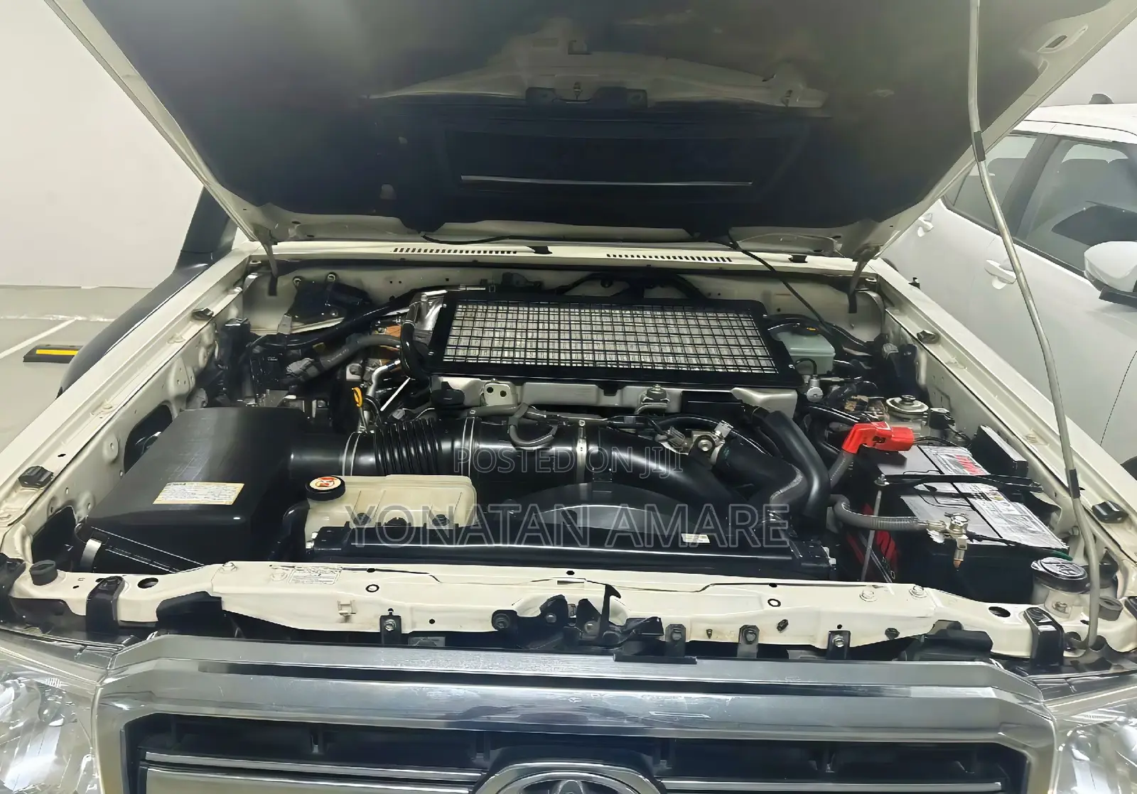 Toyota Land Cruiser 2019 White