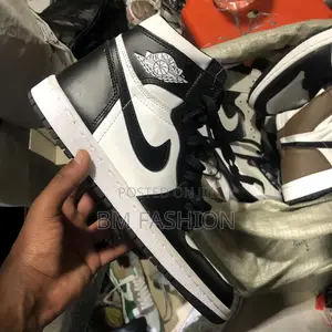 High Jordan 1 Panda