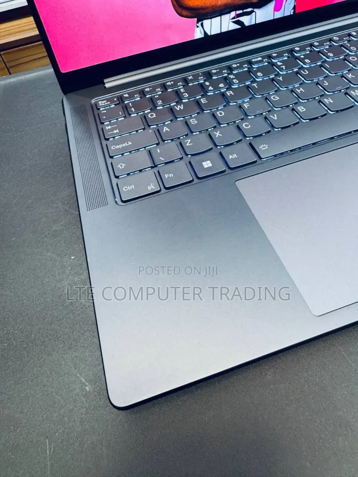 New Laptop Lenovo IdeaPad Yoga 13 32GB Intel Core I7 SSD 1T