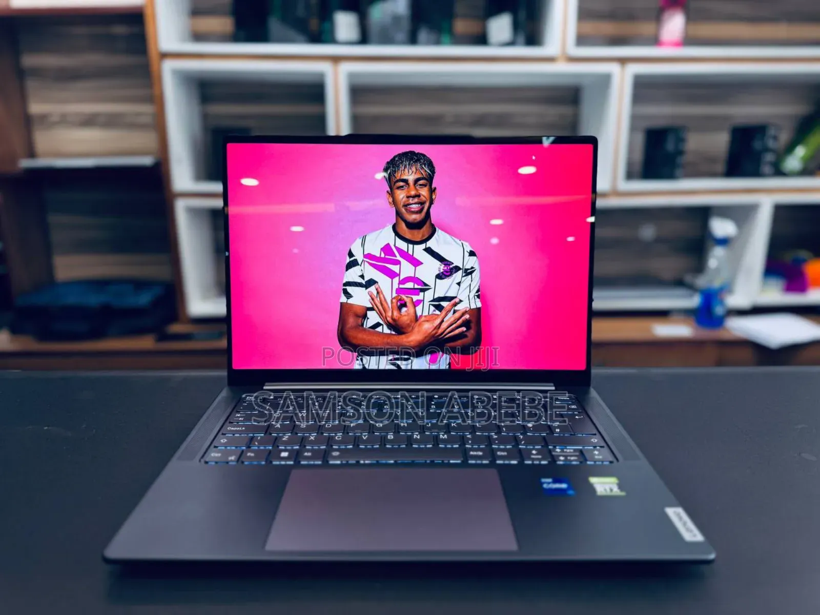 New Laptop Lenovo IdeaPad Yoga 13 32GB Intel Core I7 SSD 1T