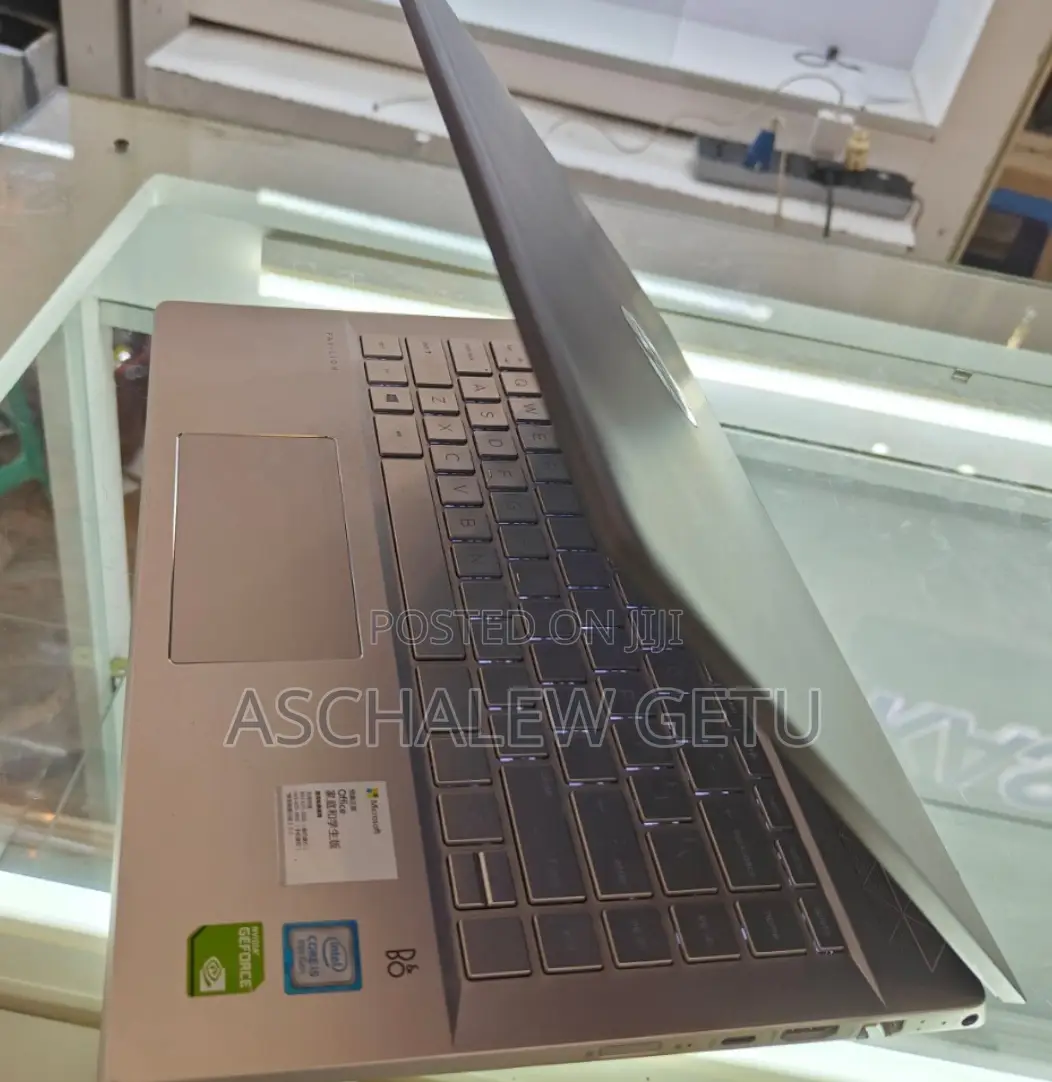 New Laptop HP Pavilion 15 16GB Intel Core I5 SSD 512GB
