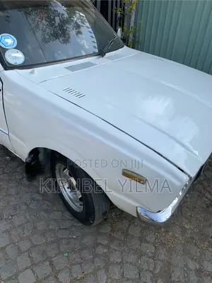 Toyota Corolla KE 20 Station Wagon 1970 White