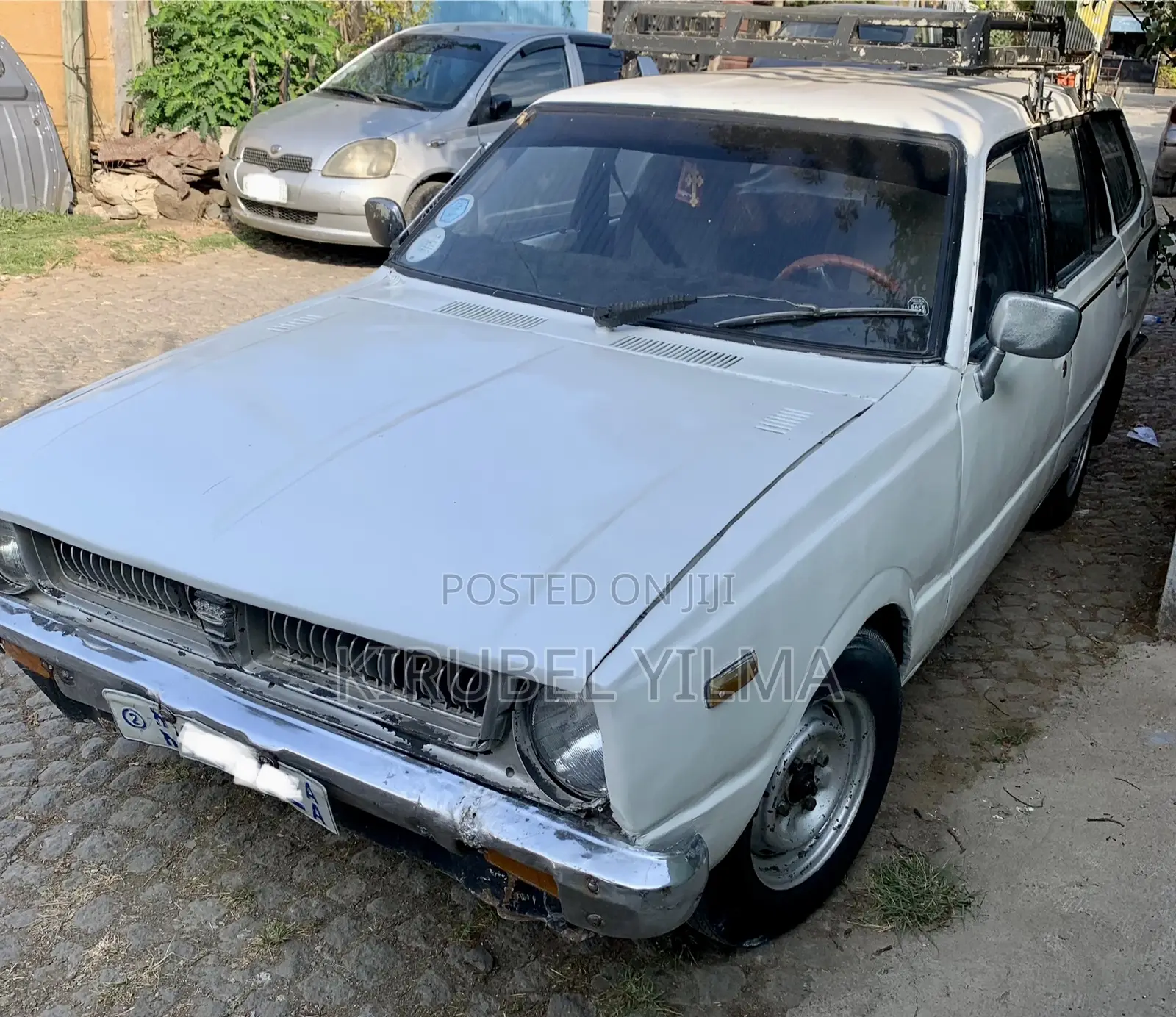 Toyota Corolla KE 20 Station Wagon 1970 White