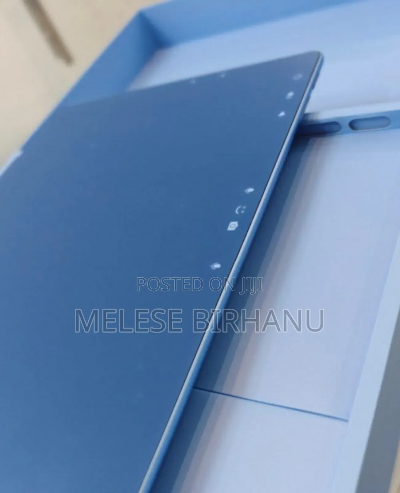 New Microsoft Surface Pro 11th Edition, a Copilot+ PC 16GB SSD 512GB