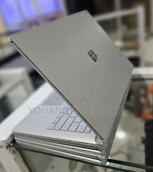 New Laptop Microsoft Surface Book 3 16GB Intel Core I7 SSD 256GB