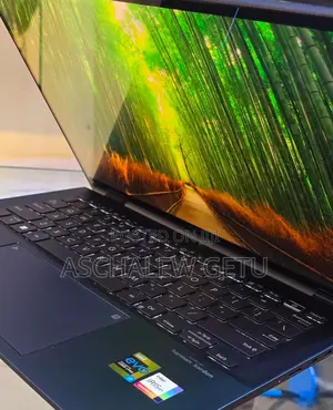 New Laptop Asus Zenbook 14 UX434 16GB Intel Core I7 SSD 1T