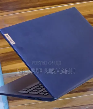 Photo - New Laptop Lenovo Ideapad 3 8GB Intel Core I5 SSD 512GB
