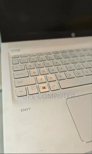 Laptop HP Envy X360 8GB Intel Core I5 SSD 128GB