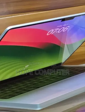 New Laptop Apple MacBook Pro 2023 M3 14-Inch 8GB Apple M3 SSD 512GB