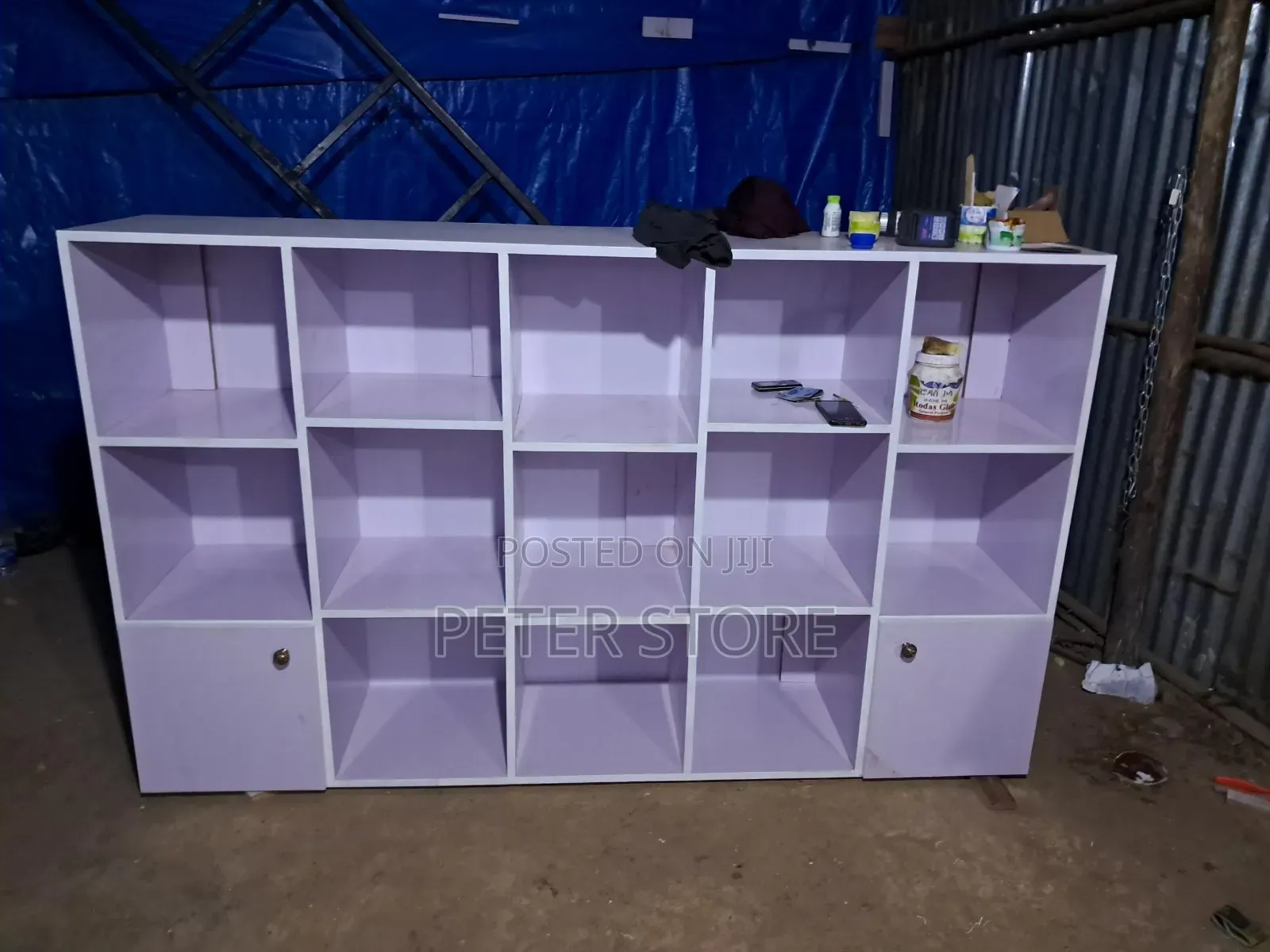 Laminat Shelf