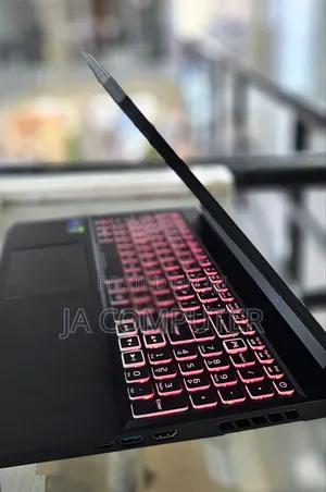 New Laptop Acer Predator Helios 300 16GB Intel Core I9 SSD 512GB