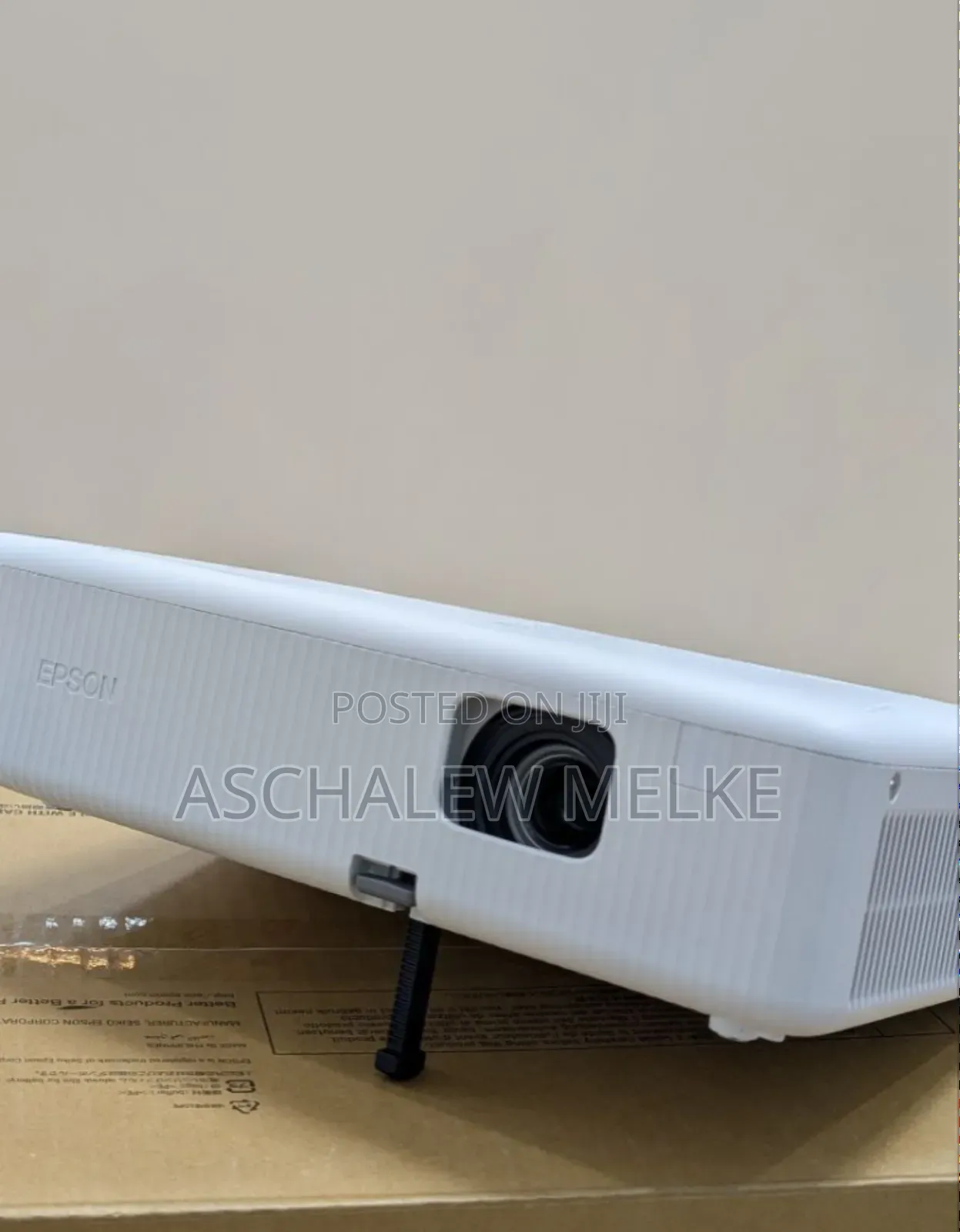 Brand New Epson Projector Co-W01
With Cartoon With Best Imag