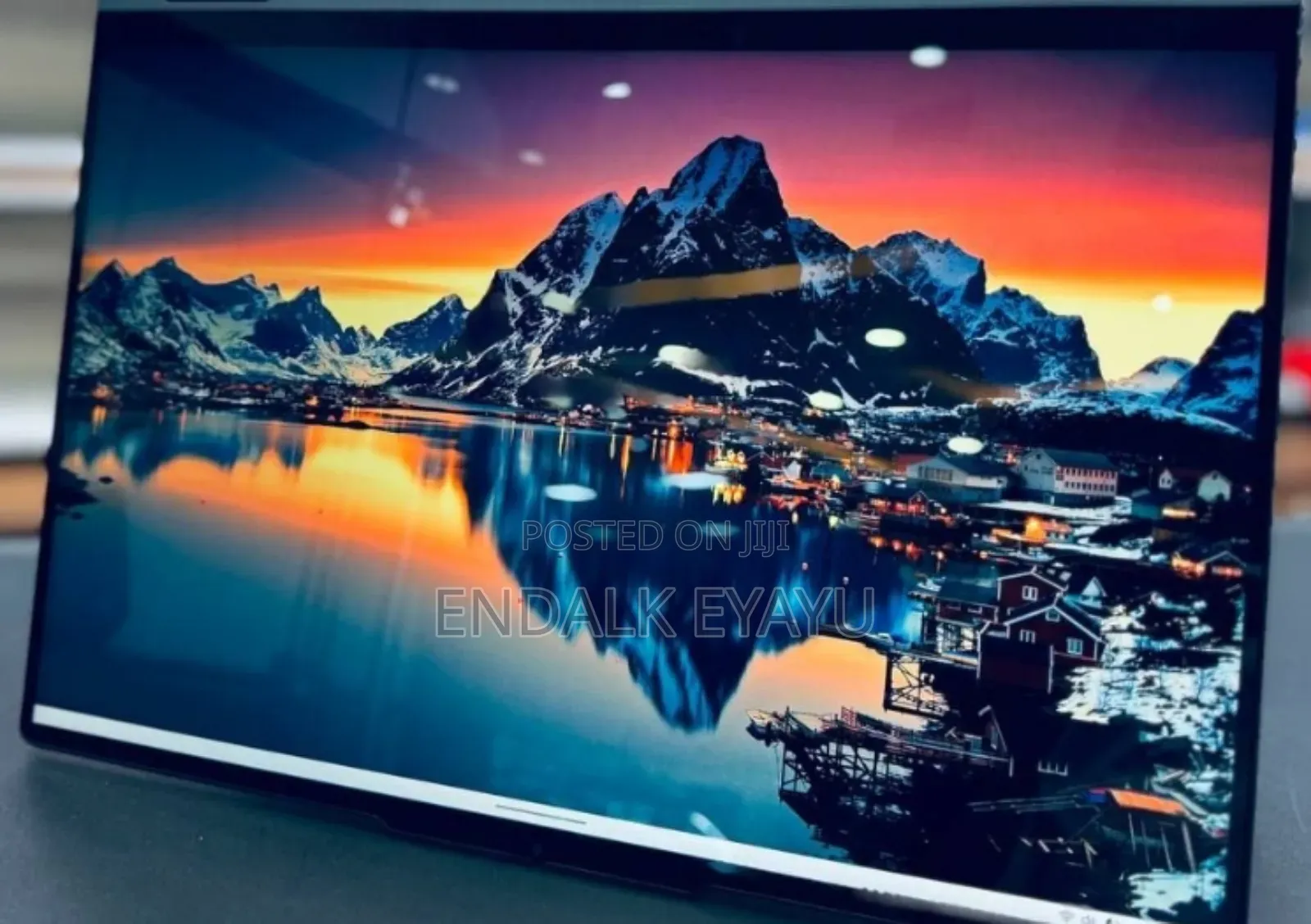 New Laptop Lenovo Yoga 7i 16GB Intel Core I7 SSD 512GB