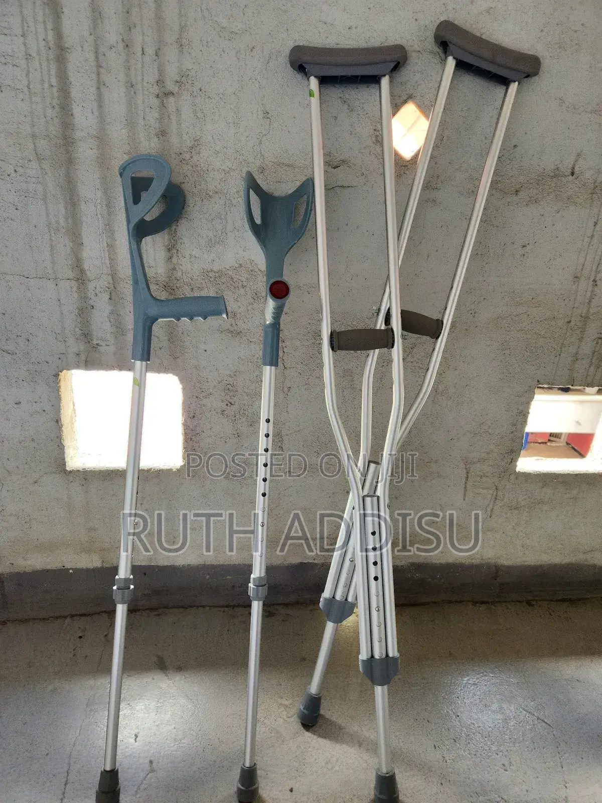 Crutches5፪crutches1፱crutches1፰crutches0፰crutches፰1crutches