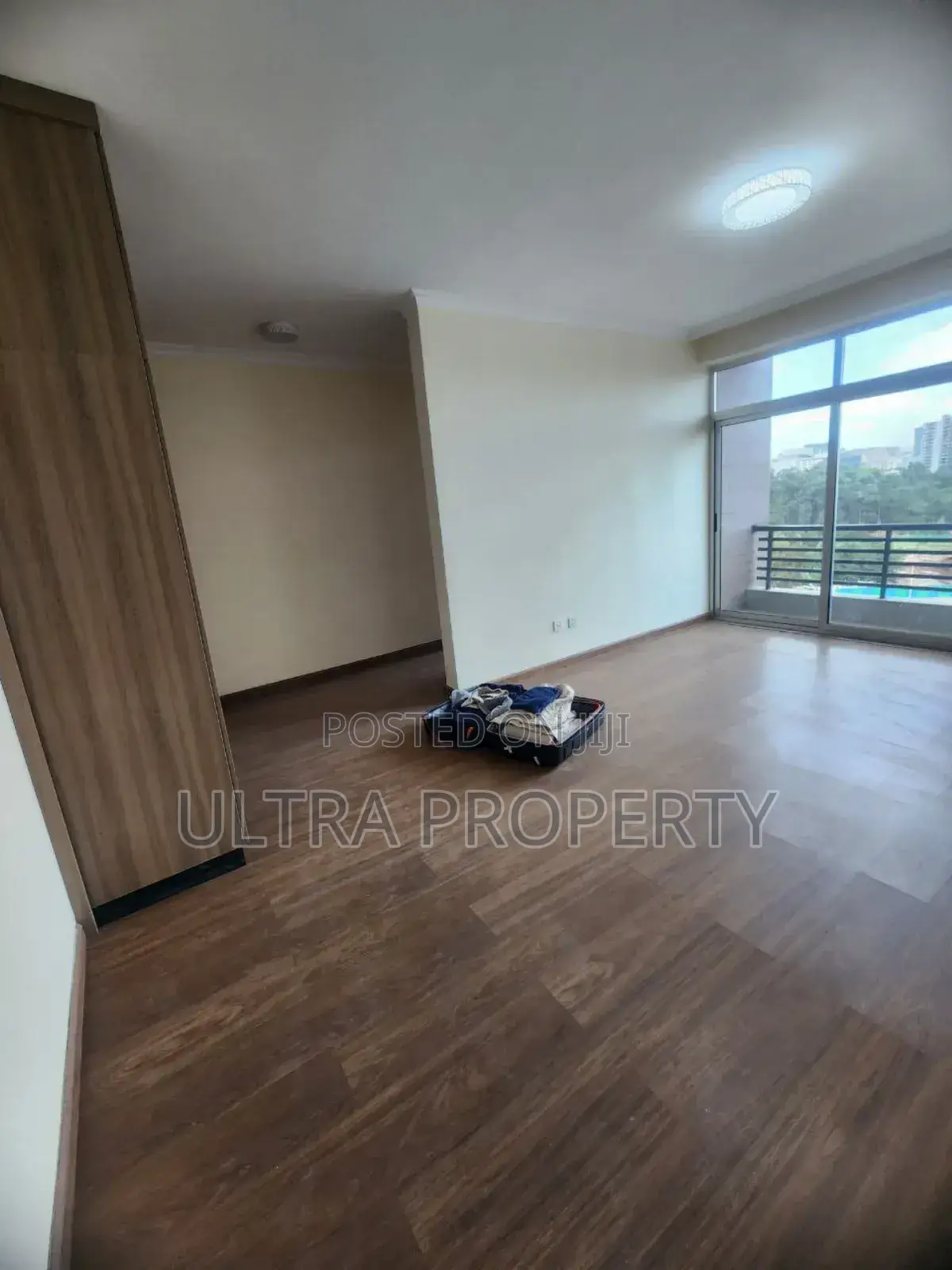 3bdrm Apartment in Bole for rent