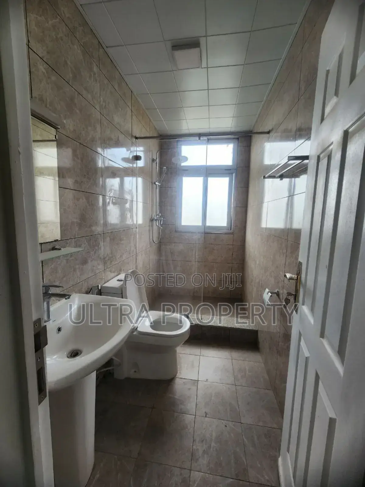 3bdrm Apartment in Bole for rent