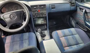 Mercedes-Benz C180 1995 Black
