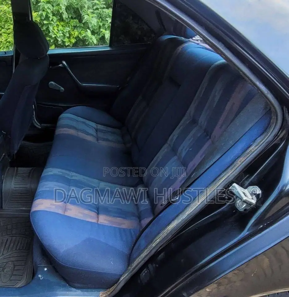 Mercedes-Benz C180 1995 Black