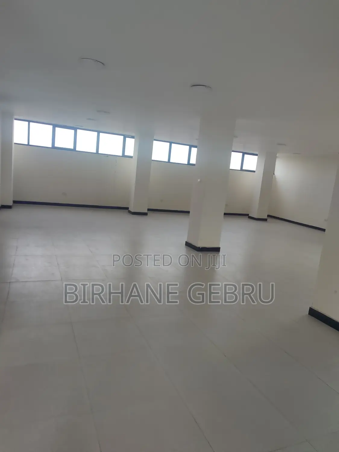 Complex Apartiment Rent for Gym or Office