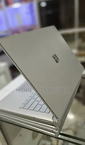 New Laptop Microsoft Surface Book 3 16GB Intel Core I7 SSD 256GB