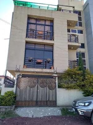 6bdrm House in G+3, Yeka for rent