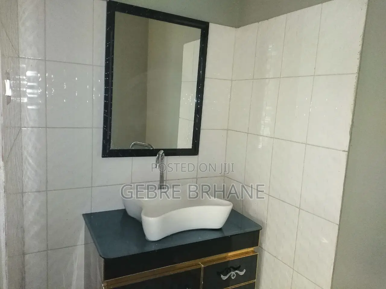 6bdrm House in G+3, Yeka for rent