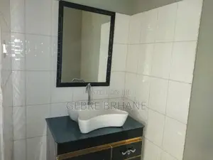 6bdrm House in G+3, Yeka for rent