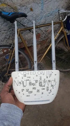 Photo - Tp-Link Router