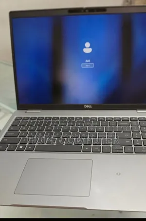 New Laptop Dell Latitude 5310 16GB Intel Core I7 SSD 512GB