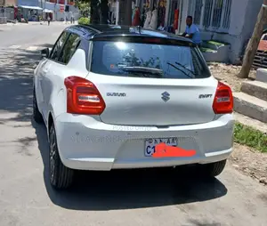 New Suzuki Swift 2022 White