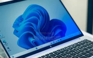 New Laptop HP EliteBook 640 G10 8GB Intel Core I5 SSD 1T