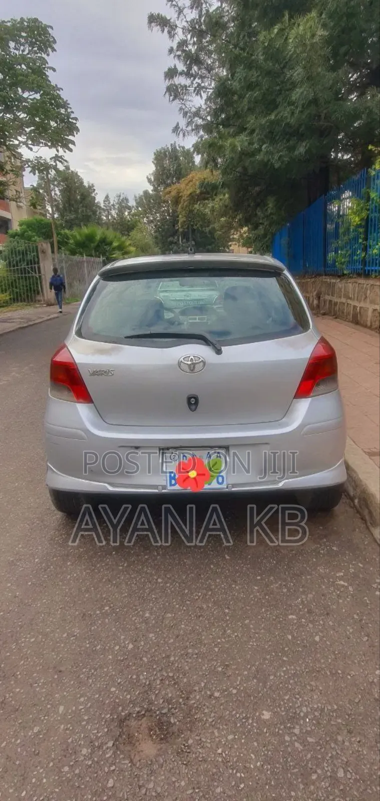 Toyota Yaris 2010 Silver