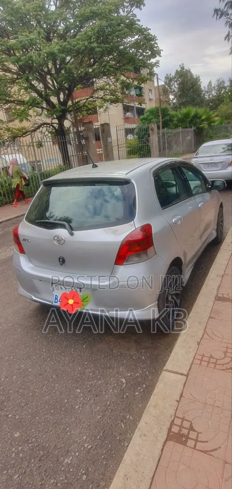 Toyota Yaris 2010 Silver