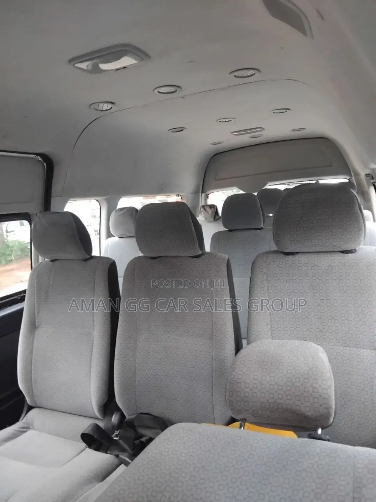 Toyota HiAce 2016 White