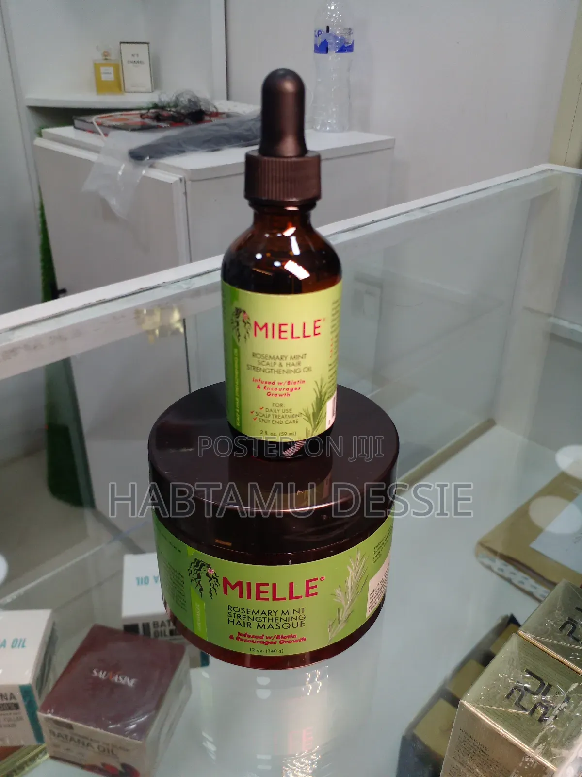 Mielle Rosemary Mint Hair Strengthining ,Repair and Thicker