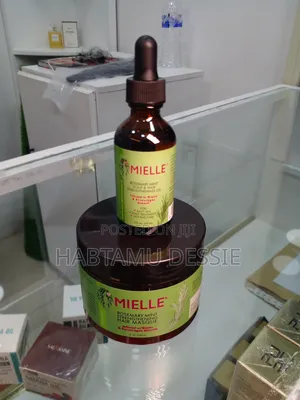 Mielle Rosemary Mint Hair Strengthining ,Repair and Thicker