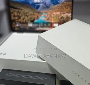 New Laptop HP Spectre 13 32GB Intel Core Ultra 7 SSD 1T