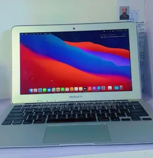 New Laptop Apple MacBook Air 2013 4GB Intel Core I5 SSD 128GB