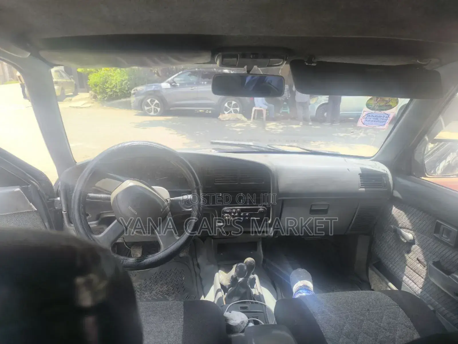 Toyota Hilux 1992 Gray