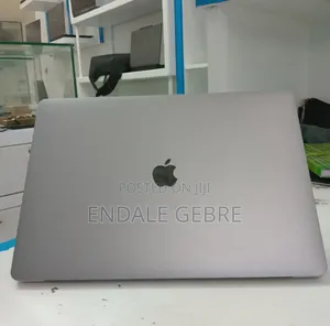 New Laptop Apple MacBook Pro 2017 16GB Intel Core I7 SSD 512GB