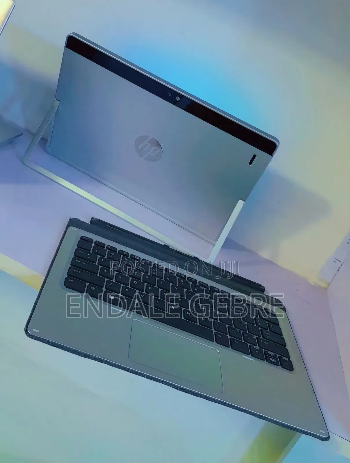 New Laptop HP X2 210 G2 8GB Intel Core I5 SSD 256GB