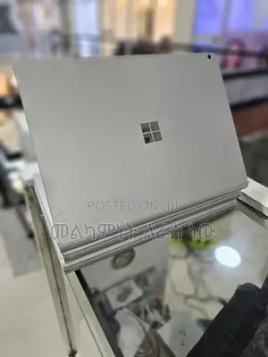 New Laptop Microsoft Surface Book 3 16GB Intel Core I7 SSD 256GB