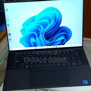 Photo - New Laptop Dell XPS 15 16GB Intel Core I7 SSD 1T