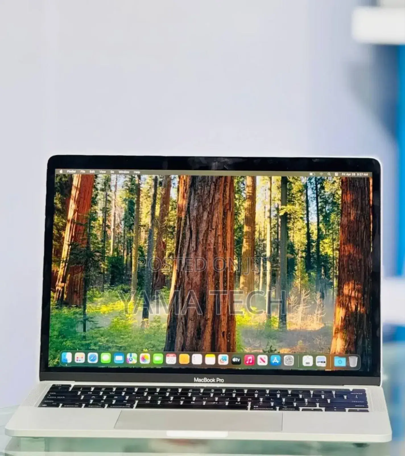 New Laptop Apple MacBook Air 2022 M2 8GB Apple M2 SSD 512GB